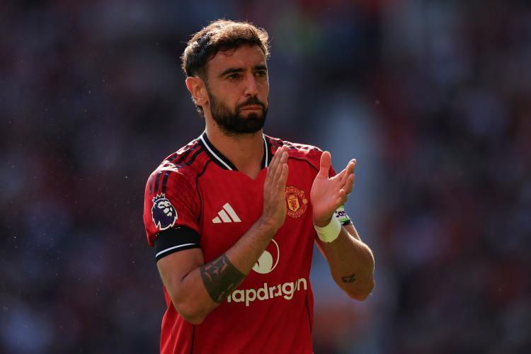 B费在英超联赛已经打进63粒进球，超过贝克汉姆的62粒